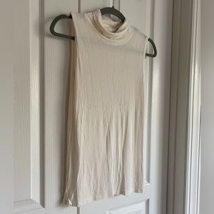 Rachel Zoe sleeveless mock turtleneck top, size medium